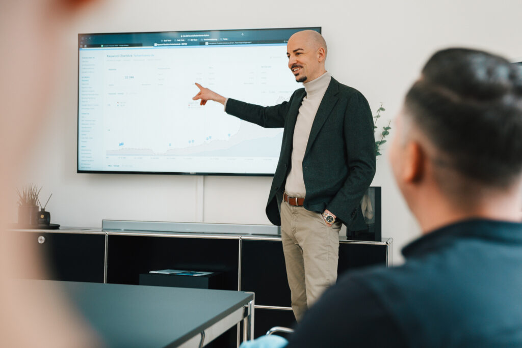 Teamfoto Geschäftsführer Phil Poosch