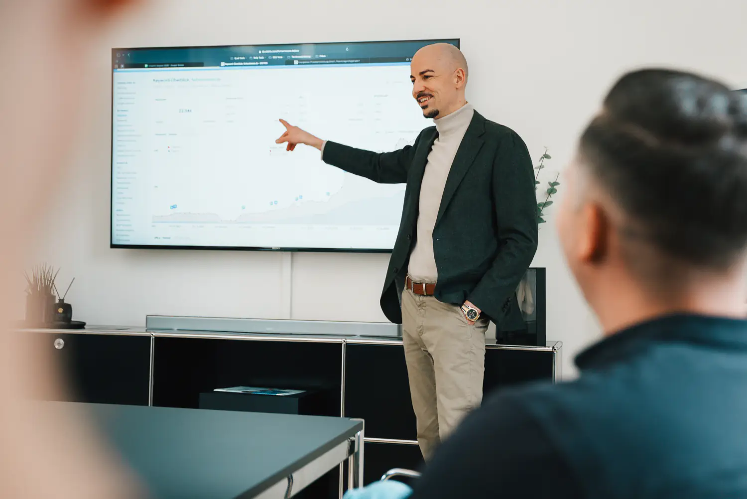 Teamfoto Geschäftsführer Phil Poosch